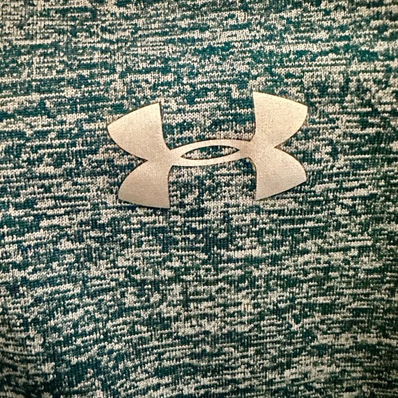 Under Armour | Pullover. Size Small - Picture 7 of 8